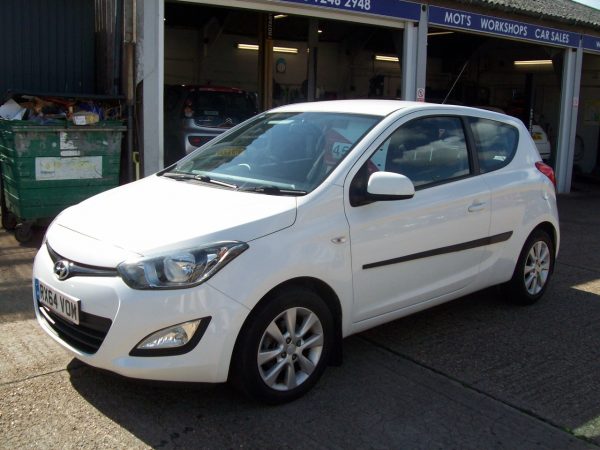 Hyundai I20 Active - Image 19